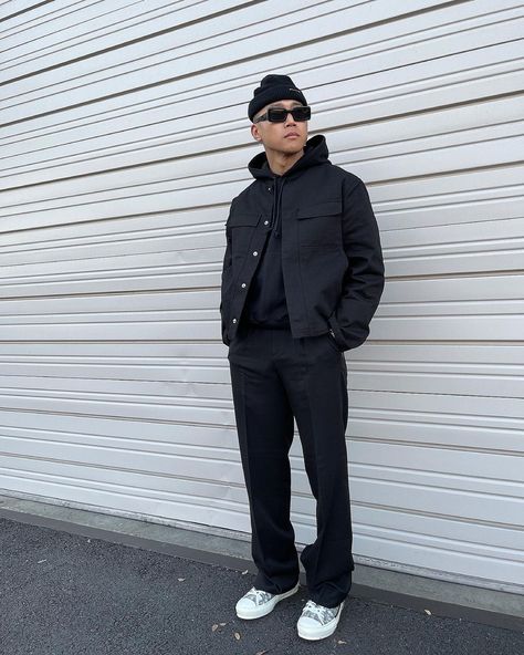 All Black Winter Outfit Men, Black Jacket Outfit Mens, Black Outfit Men Street Fashion, All Black Outfit Men Street Styles, All Black Fits Men, Full Black Outfit Men, Fashion Black Outfits, Male Street Style, All Black Outfit Men