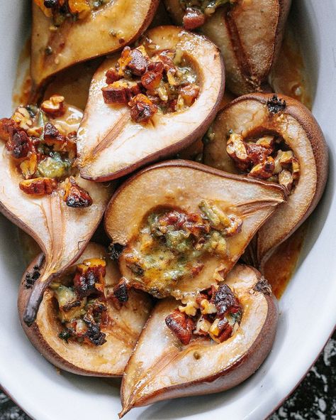 Pears With Blue Cheese, Roasted Pears, Pear Dessert, Roasted Pear, Pear Recipes, A Match Made In Heaven, Match Made In Heaven, Fabulous Foods, Made In Heaven