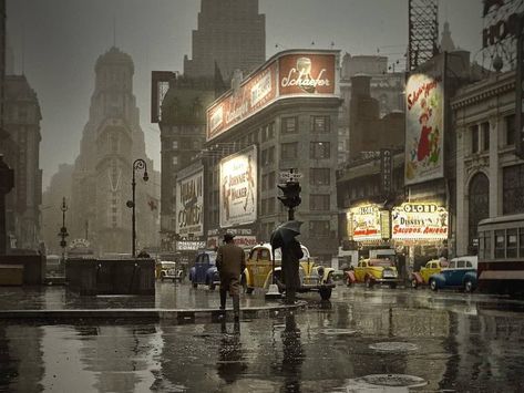 Things from the past 📷🎥 on Twitter: "A rainy winter day in NYC, 1943… " Rainy Day New York, Short Aesthetic, New York March, Rainy Winter, New York Aesthetic, On A Rainy Day, Vintage New York, Nova York, George Harrison