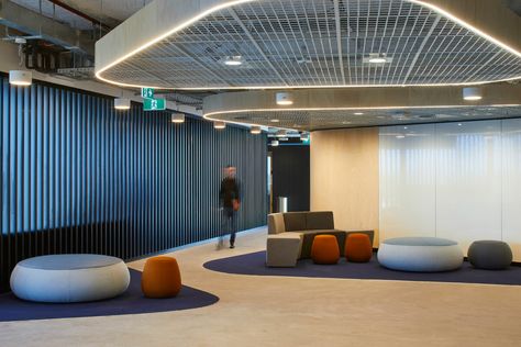 Western Sydney University Liverpool Campus, Sydney, NSW, Australia – NDY Aspen Interiors, Lobby Lighting, School Of Nursing, Lighting Layout, Base Building, Office Details, Parents Room, Booth Seating, Japanese Interior Design