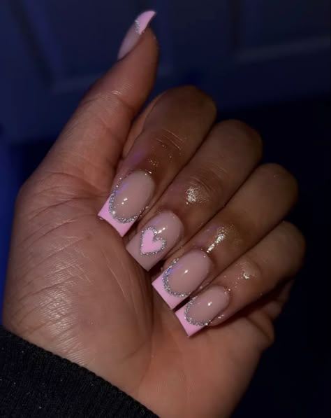 Valentines Nails White Tip, White French Tip Valentine Nails Short, Short Acrylic Nails For Prom, Nail Ideas For Middle Schoolers, Teen Acrylic Nail Ideas, 13 Birthday Nails Acrylic, Back To School Nails 6th Grade, Nails Acrylic For Kids Age 10, Cute Back To School Nails 5th Grade