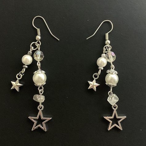 Dangly Star Earrings Silver, Silver Bead Jewelry, Cute Hanging Earrings, Dangly Star Earrings, Pearl Star Earrings, Earings Diy Aesthetic, Star Bead Earrings, Star Jewelry Diy, Diy Star Jewelry