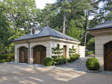 French Courtyard House - William T. Baker | Award-Winning Classical Residential Designer French Courtyard, Limestone House, Classic Homes, Architectural Designer, Car Barn, French Style Homes, Coach House, Courtyard House, Décor Boho