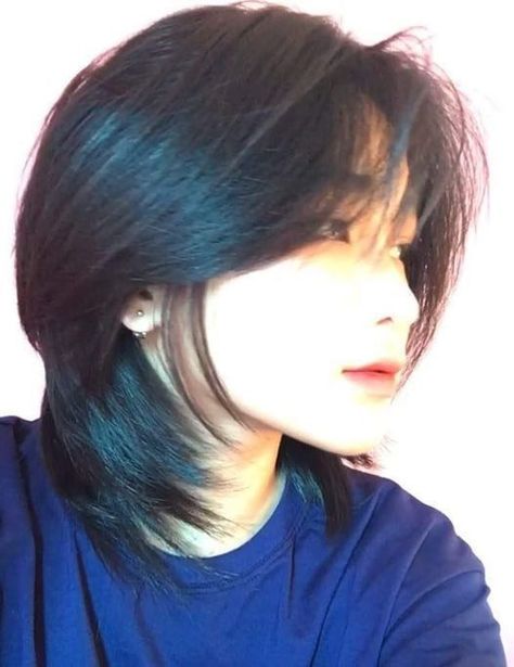 Korean Short Wolf Cut, Korean Wolfcut Short, Mullet X Wolf Cut, Short Hairstyle Women Wolf Cut, Tomboy Haircut Girl, Mullet Wolf Cut Short, Mulet Hair For Women, Mulet Hair, Korean Wolf Cut Hair Short