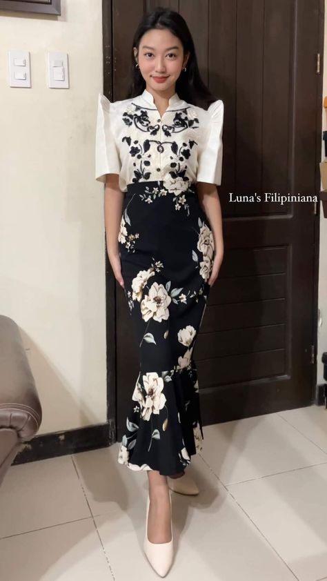 Traditional Filipino Dress Modern, Modern Traditional Filipino Clothes, Filipino Style Fashion, Casual Filipiniana Outfit, Oath Taking Outfit Women Filipiniana, Filipiniana Dress Traditional, Philippines Traditional Clothes, Modern Filipiniana Outfit Classy Pants, Filipino Dresses