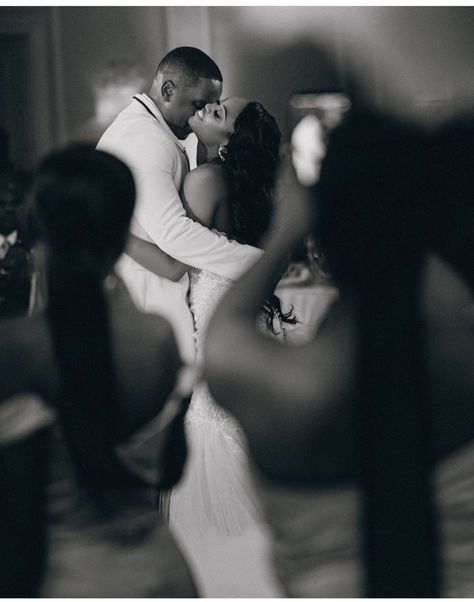 Black Couple, Wedding Picture Poses, Black Love Couples, Let's Get Married, Future Love, Future Wedding Plans, Couple Photoshoot Poses, Wedding Goals, Photo Couple