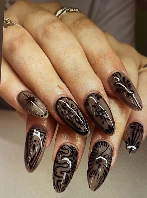 Gel Nail Designs Fall 2024, Victorian Style Nails, Ren Fair Nails, Alt Fall Nails, Dark Academia Nail Art, Whimsigoth Nail Art, Vintage Style Nails, Dark Cottagecore Nails, Ethel Cain Nails