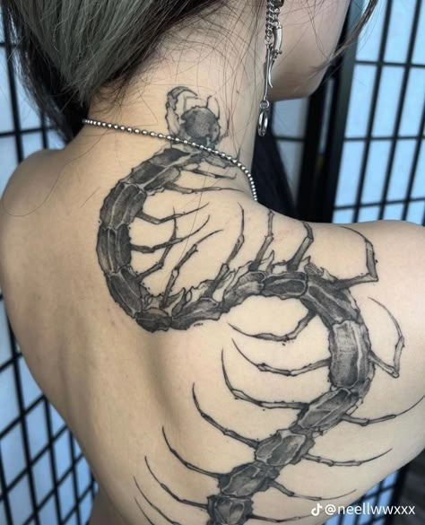 Backpiece Tattoo, Wicked Tattoos, Scorpion Tattoo, Creepy Tattoos, Tattoo Style Drawings, Spine Tattoo, 1 Tattoo, Aesthetic Tattoo, Dream Tattoos