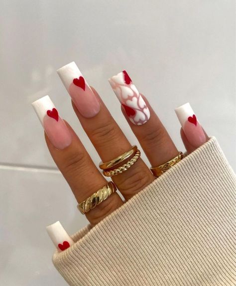 Unghie Sfumate, Heart Nail Designs, Classy Acrylic Nails, Acrylic Nails Coffin Short, Square Acrylic Nails, Heart Nails, Pretty Acrylic Nails, Short Acrylic Nails, Nail Arts