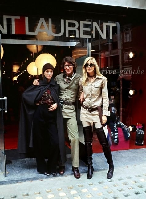 1969 YSL London Betty Catroux, Saint Laurent Store, Yves Saint Laurent Paris, Fashion 1960s, Vintage Ysl, Evolution Of Fashion, French Fashion Designers, Saint Laurent Paris, Rive Gauche