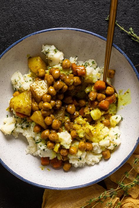 Vegan Curry Chickpea Mashed Potato Bowl - Orchids + Sweet Tea Vegan Mashed Potato Bowl, Curry Mashed Potatoes, Vegetarian Mashed Potato Meals, Chickpea Sweet Potato Bowl, Curry Chickpeas, Sweet Potato Bowl, Chickpea Mash, Curry Bowl, Vegan Chickpea Curry