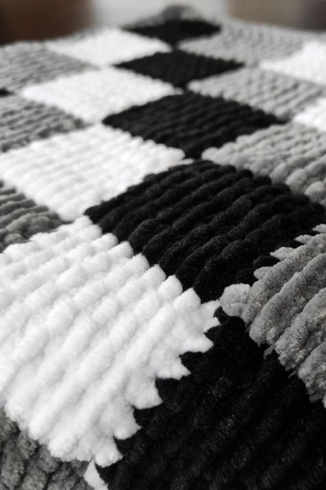 Crochet Checkered Blanket Pattern Free, Checker Crochet Blanket, Checkered Crochet Blanket Pattern, Crochet Checkered, Checkered Crochet Blanket, Checkered Crochet, Crochet Checkered Blanket, Baby Blankie, Free Baby Blanket Patterns