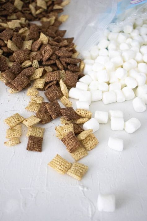 Chocolate Chex Marshmallow Bars - Fueling a Southern Soul Chex Marshmallow Bars, Easy Chocolate Dessert, Marshmallow Squares, Chocolate Chex, A Southern Soul, Marshmallow Bars, Easy Chocolate Desserts, Chex Cereal, Marshmallow Treats