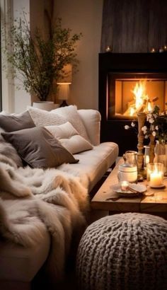 Hygge Living Room, Winter Living Room, Hygge Home, Living Room Inspo, Cozy Room, Cozy Living Rooms, Dream Home Design, Living Room Inspiration, Cozy Living