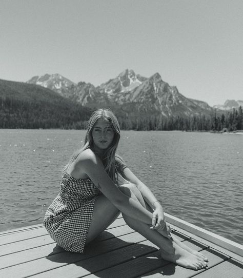 oh to be sitting on a dock at a pretty lake with your dog 🐟 Boat Dock Photoshoot, Dock Photoshoot, Pretty Lake, Boat On Lake, Lake Photoshoot, Boat Dock, Lake, Dogs, Photography