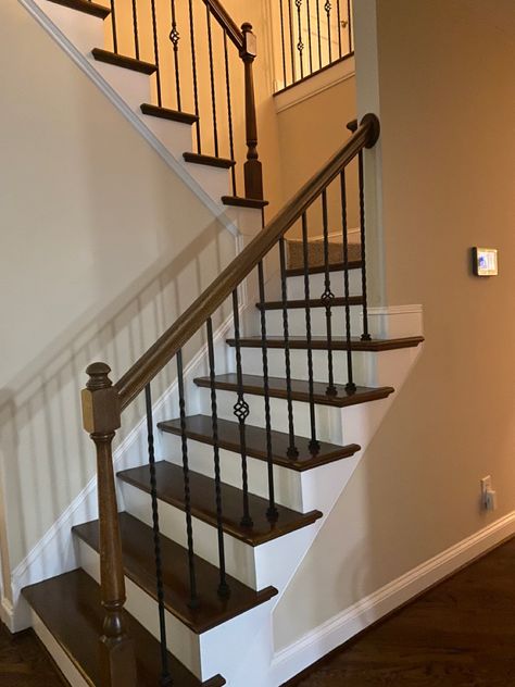 modern wood stairs Dark Brown Stairs, Dark Academia Staircase, Dark Wood Staircase, Wood Railings For Stairs, Wooden Staircase, Hardwood Stairs, Wood Railing, Wood Staircase, Mahogany Brown