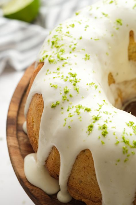 Buttery, moist, and topped with a delish icing, this Key Lime Bundt Cake is so good, everyone will want the recipe! Lime Bundt Cake Recipe, Key Lime Bundt Cake, Bunt Cake Recipe, Lime Cake Recipe, Key Lime Cake, Easy Cakes To Make, Lemon Cakes, Lime Pie Recipe, Keylime Pie Recipe