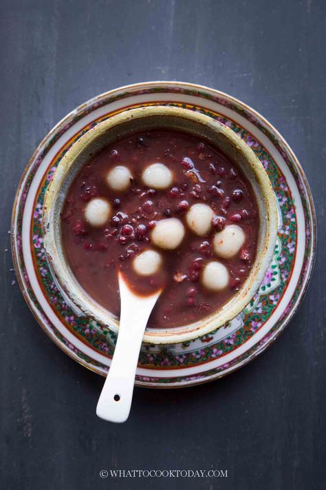 Sweet Red Bean Dessert, Chinese Red Bean Dessert Soup, Red Bean Soup Chinese, Red Beans Dessert, Red Bean Soup Japanese, Red Bean Dessert Chinese, Red Beans Dessert Recipe, Sweet Red Bean Soup, Red Bean Dessert Recipes