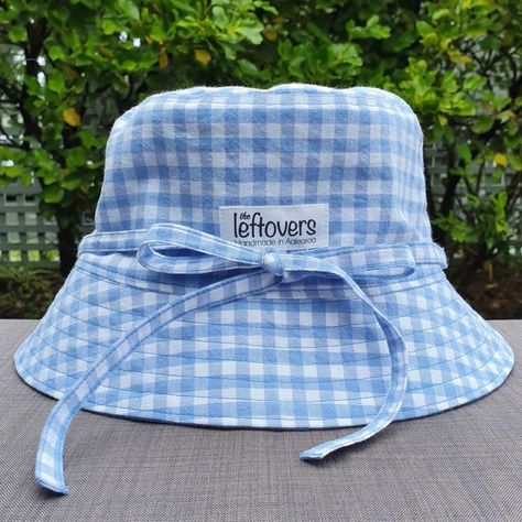 The reverse side of the Waves bucket hat with chin tie. Handmade in New Zealand from secondhand remnants. Available now via website link, NZ only. #handmade #buckethats #gingham #upcycledfashion Homemade Bucket Hat, Handmade Bucket Hat, How To Style Bucket Hats, Bucket Hat Ideas, Cute Bucket Hat, Pola Topi, Bucket Hat Fashion, Style Bucket Hat, Bucket Hat Pattern