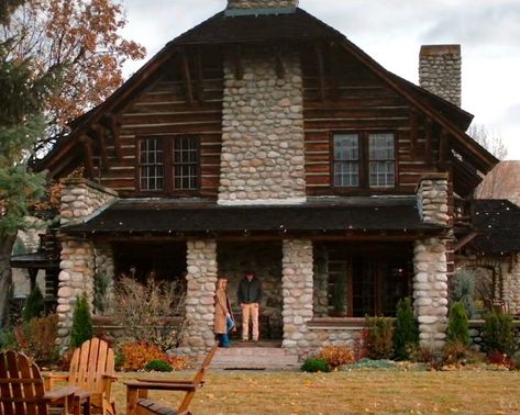 Yellowstone Tv Series House, Dutton Ranch Yellowstone House, Yellowstone Ranch House, Dutton House, Yellowstone House, Yellowstone Cabin, Yellowstone Ranch, Chief Joseph, Dutton Ranch