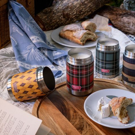 Calling all camp enthusiasts and vintage plaid lovers! Meet your new favorite candle - inspired by vintage thermoses and housed in an actual (and reusable!) 12oz stainless steel vacuum insulated flask, our new Vintage Canteen Candles are ready to enjoy cozied up at home or out on your next adventure! Decked out in classic gold and brown argyle, our Early Morning Hike soy candle blends bright notes of sweet orange and citrus with warm notes of clove and spice. Vintage Canteen, Candle Blends, Favorite Candle, Little Cabin In The Woods, Vintage Thermos, Camp Style, Great Haircuts, Camping Decor, Gifts For Farmers