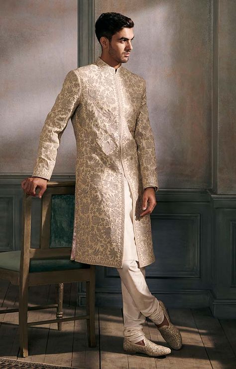 Bridal Couture 2021 Groom Indian Wedding Outfits, Indian Wedding Clothes For Men, Dori Embroidery, Sherwani For Men Wedding, Groom Dress Men, Sherwani Groom, Sherwani For Men, Wedding Sherwani, Anita Dongre