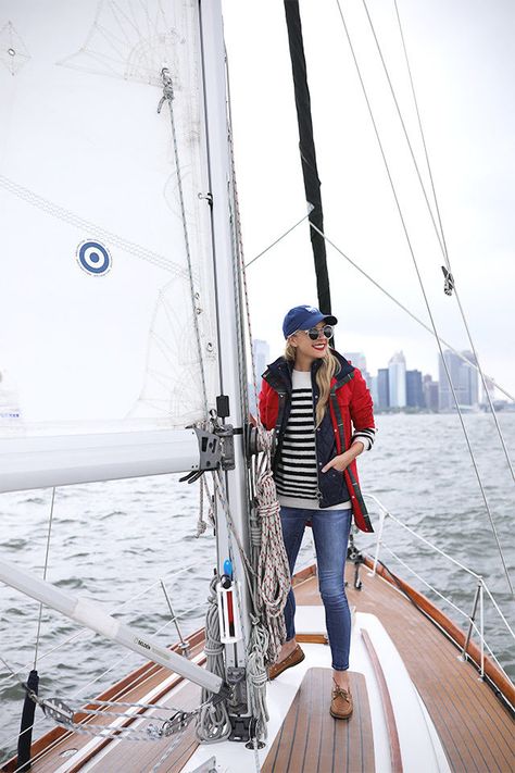 What To Wear Over Memorial Day Weekend – Closetful of Clothes Relaxed European Style, Sailor Aesthetic Outfit, Sailing Wardrobe, Sailing Apparel, Olympics Fashion, Sailing Clothes, Nantucket Fashion, Leisure Aesthetic, Ball Cap Outfit