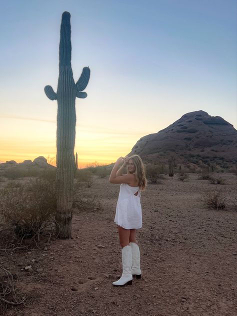 Cowboy Aesthetic Western, Arizona Travel Outfits, Az Aesthetic, Arizona Vibes, Insta Inspo Aesthetic, Arizona Pictures, Aesthetic Arizona, Cowboy Core, Arizona Aesthetic