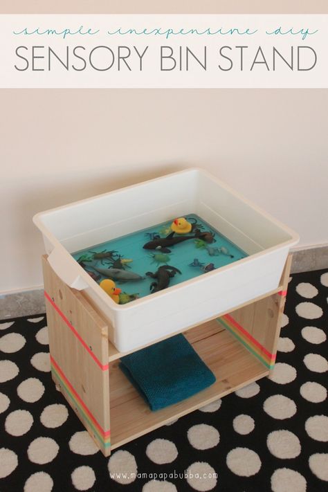 Simple Inexpensive DIY Sensory Bin Stand | Mama.Papa.Bubba. Diy Sensory Table, Diy Sensory Bin, Sensory Recipes, Library Book Bag, Sensory Tubs, Diy Sensory, Sensory Boxes, Sensory Table, Kids Sensory