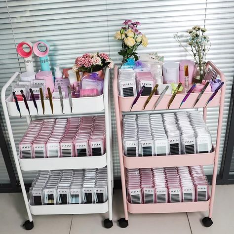 Lash Extensions Storage Ideas, Lash Supply Organization, Lash Tech Cart Set Up, Lash Tray Organization Ideas, Lash Storage Ideas, Lash Trolley Set Up, Lash Tech Instagram Bio Ideas, Lash Cart Organization, Lash Organization Ideas