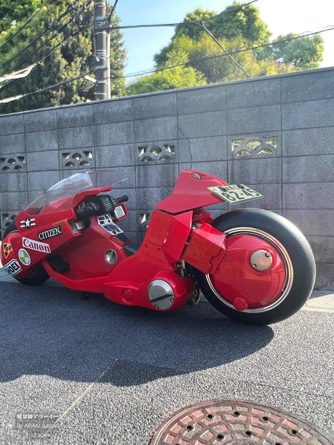 Akira Bike, Kaneda Bike, Akira Kaneda, Stylish Bike, Motorbike Design, Super Tired, Make A Game, Go To Movies, Cool Motorcycles