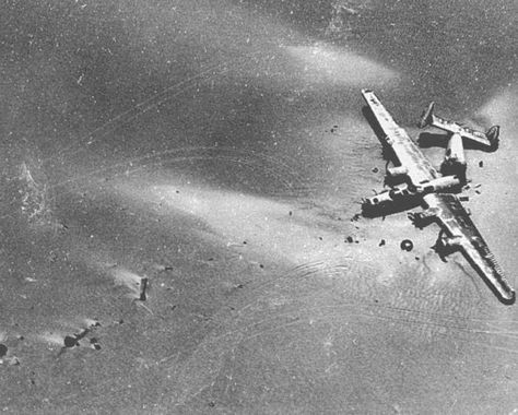 Crash site of the "Lady be Good" 1943 https://t.co/UCVrGrnrpP Us Bombers, Aleutian Islands, Wwii Fighter Planes, Wwii Airplane, Wwii Fighters, Wwii Photos, Ww2 Planes, Wwii Aircraft, Ww2 Aircraft