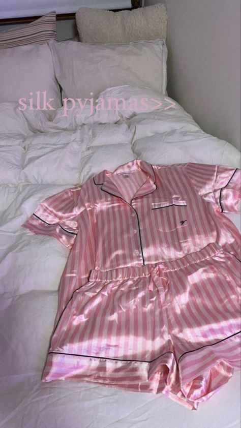 Aesthetic Victoria Secret, Victoria Secret Aesthetic, Nightgown Romantic, Secret Wallpaper, Victoria's Secret Aesthetic, Vs Pajamas, Pajamas Aesthetic, Pijamas Women, Victoria Secret Wallpaper