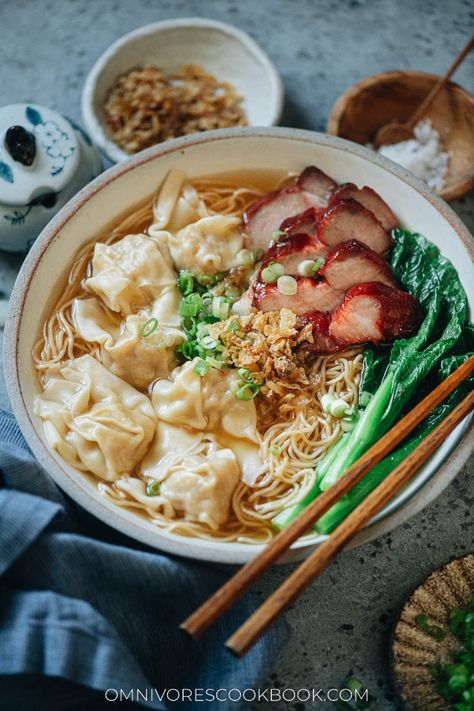 This easy wonton char siu noodle soup features springy egg noodles and tender leafy greens served in a hearty chicken broth, topped with scrumptious char siu pork and juicy wontons. This dish is a perfect way to use your leftover BBQ pork and provide a restaurant-level experience in your own kitchen. Tasty Noodles Recipe, Pork Noodle Soup, Wonton Noodle Soup, Asian Soup Recipes, Char Siu Pork, Wonton Noodles, Pork Noodles, Wonton Recipes, Leftover Rotisserie Chicken