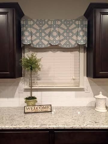 Valance Ideas, Drapery Ideas, Kitchen Window Valances, Custom Valances, Cornice Design, Kitchen Windows, Nice House, Kitchen Valances, Kitchen Window Treatments