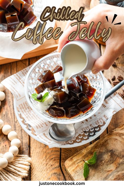 If you like coffee, then you‘ll love my easy recipe for chilled Japanese Coffee Jelly. It takes just 4 ingredients to cool down with this classic treat on a hot summer day. Top it with fresh whipped cream and sweetened condensed milk for a touch of silky richness. Japanese Coffee Jelly Recipe, Japanese Jelly Coffee, Japanese Coffee Jelly, Homemade Japanese Food, Coffee Jelly Recipe, Jiggly Cheesecake, Japanese Dessert Recipes, Tea Desserts, Japanese Coffee