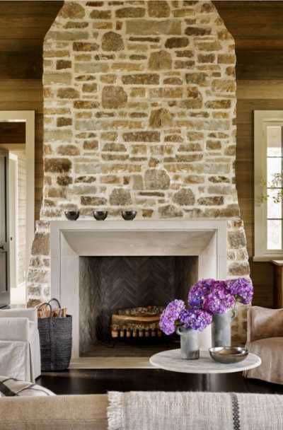 Stone Fireplace Mantle, Fireplace With Stone, Stone Fireplace Ideas, Stone Fireplace Decor, Stone Veneer Fireplace, Stone Mantle, Wood Mantle Fireplace, Hearth Stone, Stone Porches