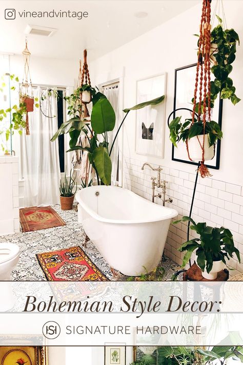 Bohemian design, also known as "Boho chic," uses Moroccan influences and intermingles various colors, textures, and patterns to create an exotic, yet laid-back look. Featuring a lived-in ambiance, this style is undeniably recognizable with its bold and handmade feel. Learn more Bohemian decorating tips here. Boho Chic Bathroom, Surf Shack, Boho Bathroom, Chic Bathrooms, Bohol, Dream Bathrooms, Decoration Inspiration, Bath Tub, Home Decor Trends