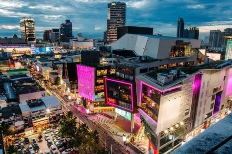 Siam Discovery, Bangkok Travel, White Building, Art And Culture, Animals Of The World, Thailand Travel, Southeast Asia, Sea Life, Where To Go