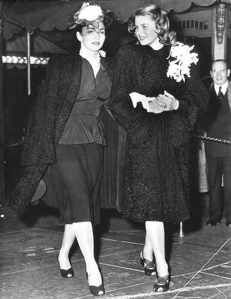 The Friendship of Jennifer Jones and Ingrid Bergman | Three Enchanting Ladies Hollywood Picture, Golden Hollywood, Movies Photo, Chinese Theater, Hollywood Pictures, Vanessa Redgrave, Isabella Rossellini, Sofia Loren, Jennifer Jones