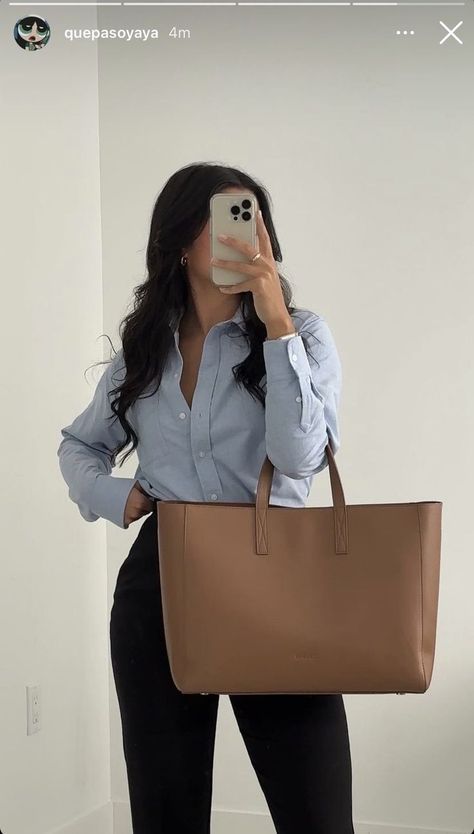 Pants Bag, Elegantes Outfit Damen, Cute Professional Outfits, Corporate Baddie, Work Fits, Professional Outfits Women, Business Outfits Women, Stylish Work Attire, Fits Inspo