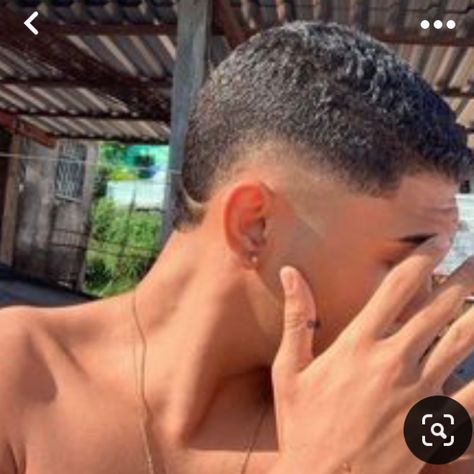 Taper Fade Short Hair, Fade Haircut Curly Hair, Dreadlocks Men, Mullet Fade, Barber Haircuts, Buzz Cut Hairstyles, Men Haircut Curly Hair, Taper Fade Haircut, Crop Hair