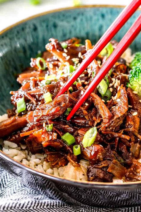 Asian Pulled Pork, Slow Cooker Asian, Riced Veggies, Asian Pork, Carlsbad Cravings, Sweet And Spicy Sauce, Slow Cooker Pulled Pork, Pulled Pork Recipes, Crockpot Pork