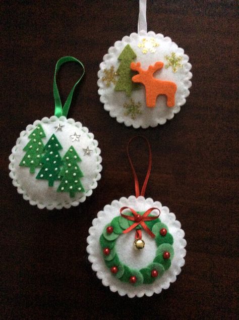 Christmas baubles Felt Baubles Christmas, Felt Baubles, Diy Felt Christmas Ornaments, Felt Crafts Christmas, Christmas Felt, Felt Christmas Decorations, Felt Christmas Tree, Felt Decorations, Christmas Ornaments Homemade