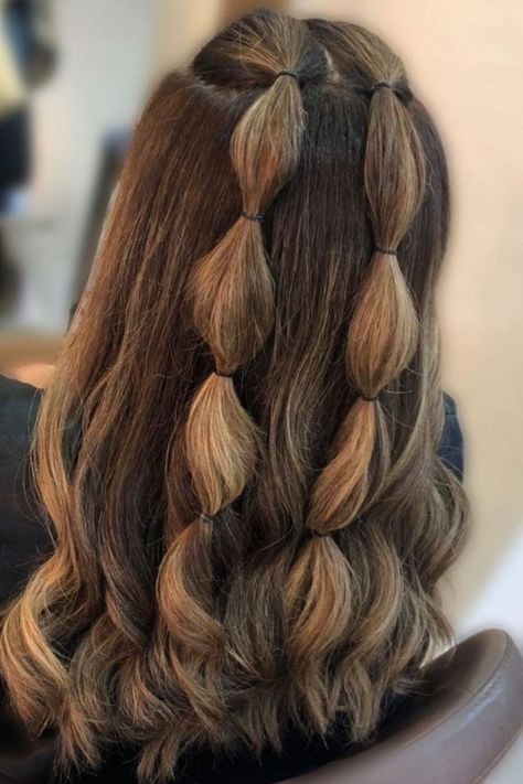 Bubble Braids Trendy Simple Hairstyles, Usa Day Hairstyles, Two Piece Braid Hairstyles, Cute Hairstyles With Braid, Cute Picture Day Hairstyles For Short Hair, Brown Hairstyles For School, Cute First Day Of School Hairstyles 5th Grade, Back To School Hairstyles For 8th Grade, Simple Hairstyles For Picture Day