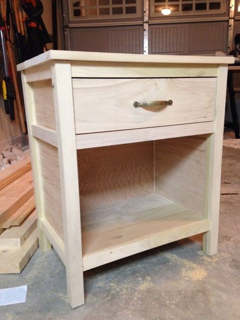 Nightstand Plans, Wood Furniture Plans, Diy Nightstand, Прикроватные Тумбочки, Diy Furniture Bedroom, Woodworking Plans Diy, Diy Furniture Easy, Diy Holz, Night Stands