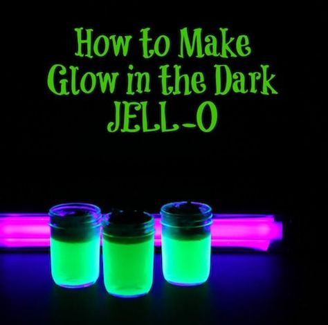 Glow In The Dark Jello, Edible Science, Glow Crafts, Jelly Shots, Blacklight Party, Dark Party, Jello Recipes, Healthy Breakfasts, Adult Halloween Party