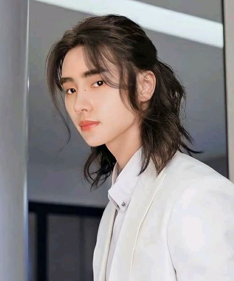 Half Up Mens Hair, Chinese Male Long Hair, Korean Face Claims Male Long Hair, Messy Long Hairstyles Men, Asian Guys Long Hairstyles, Japanese Male Long Hair, Wolfcut Ponytail Men, Asian Face Claims Male Long Hair, Long Hair Styles Men Asian