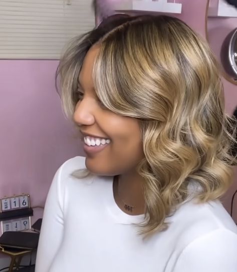 Sandy Blonde Hair On Black Women, Honey Blonde Bob Black Women, Blonde Highlights Black Women, Balayage Hair Black Women, Blonde Balayage Black Women, Honey Blonde Hair On Black Women Natural, Short Balayage, Blonde Natural Hair, Hype Hair