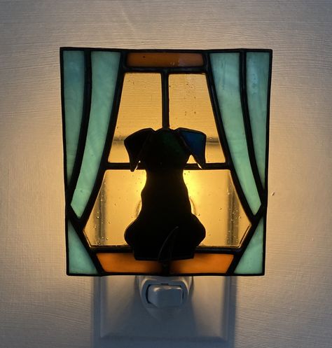 Free Stained Glass Night Light Patterns, Stained Glass Night Lights Diy, Thanksgiving Stained Glass Ideas, Stained Glass Night Lights Patterns, Glass Night Lights, Stained Glass Night Lights, Tiffany Style Table Lamps, Dog Silhouette, Glass Projects